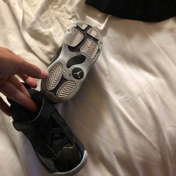 Brand new Jordan’s size 5 1/2 - Picture 2 of 7